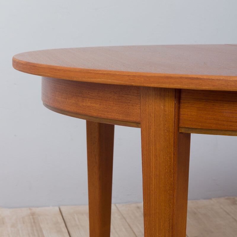 Vintage round teak extension dining table with 3 leaves by Omann Jun, Denmark 1960s