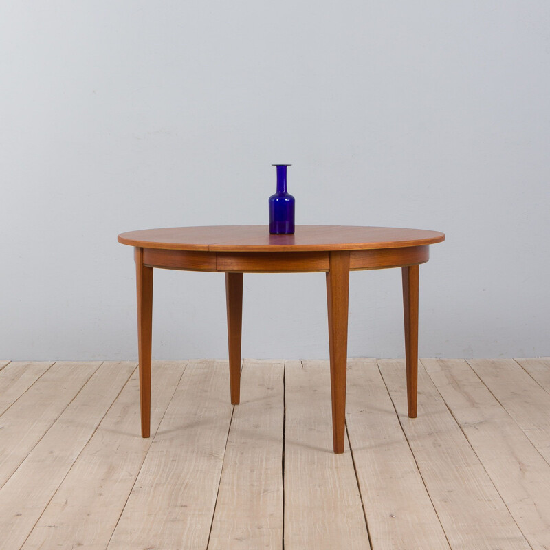 Vintage round teak extension dining table with 3 leaves by Omann Jun, Denmark 1960s