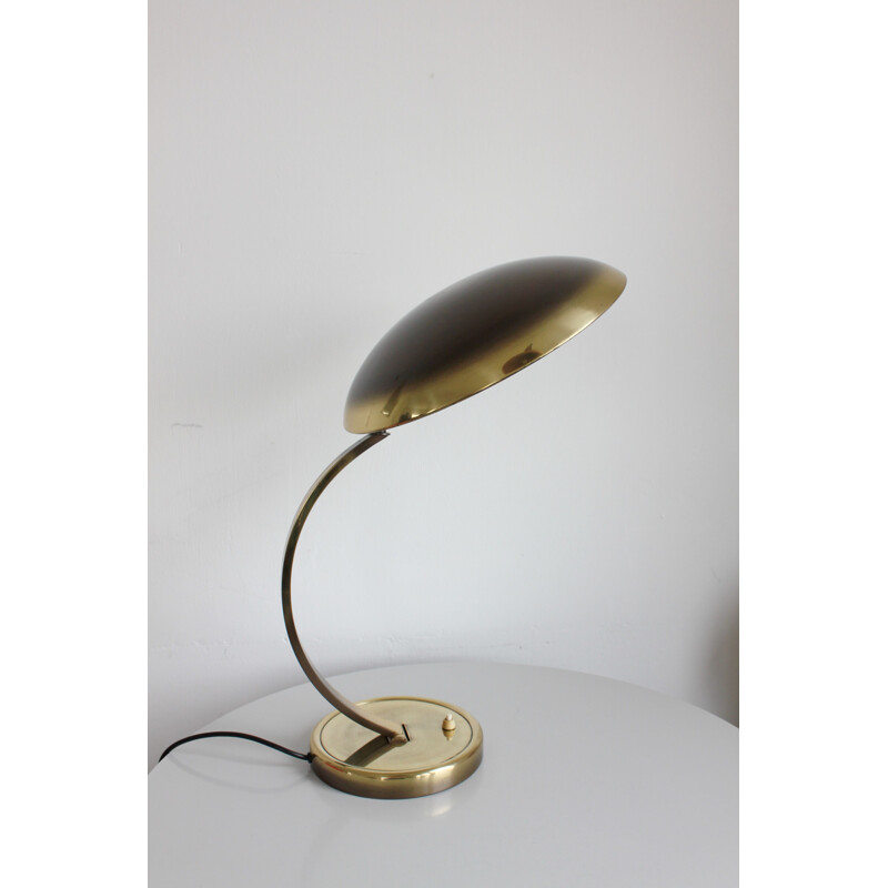 Vintage Bauhaus Idell 6751 bureaulamp in messing door Christian Dell voor Kaiser