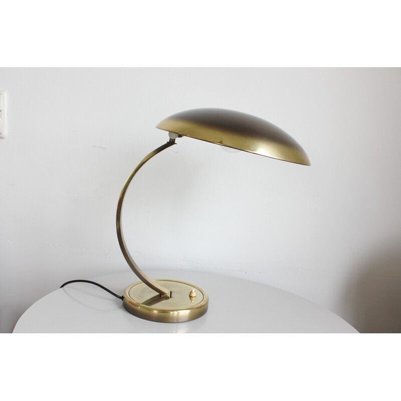 Lámpara de escritorio Vintage Bauhaus Idell 6751 en latón por Christian Dell para Kaiser