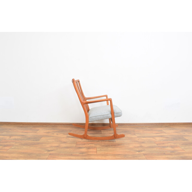Chaise à bascule Ml33 vintage en bois de chêne par Hans J. Wegner pour As Mikael Laursen, 1950