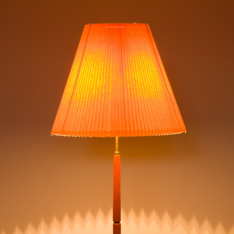 Vintage Deense vloerlamp in teakhout en messing