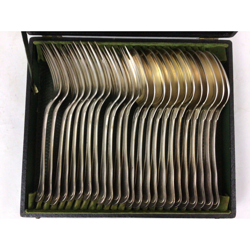 Ménagère christofle vintage à 24 pièces en métal argenté "Au Filet"