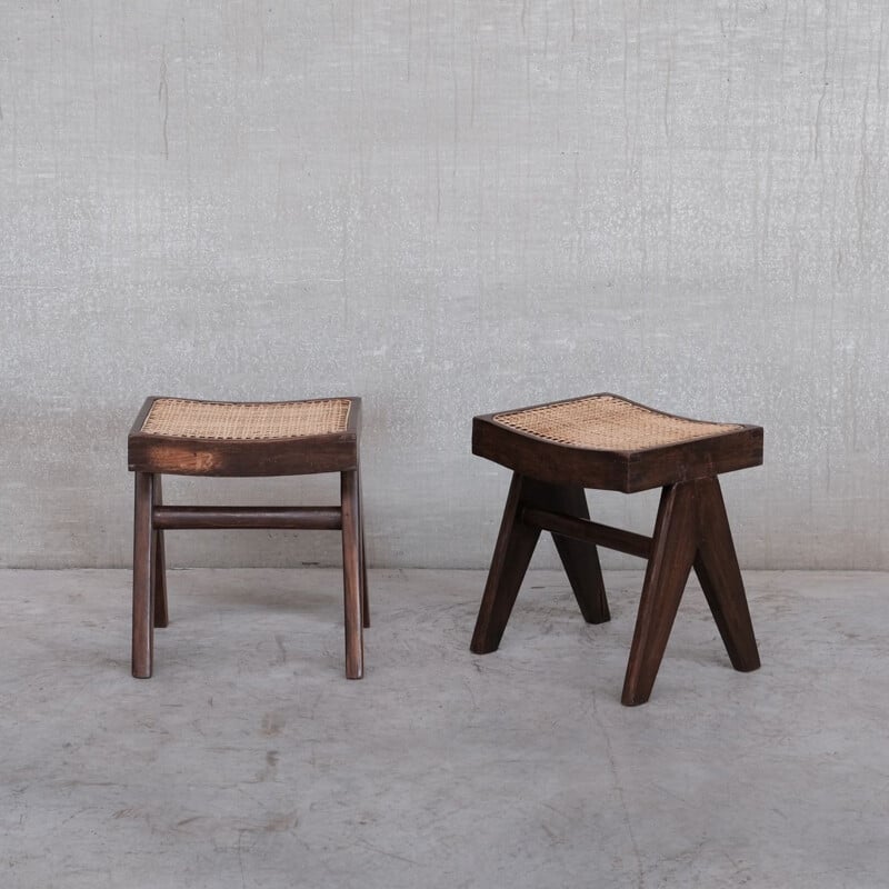 Paar Vintage-Teakholzhocker "Pj-Si-34-A" von Pierre Jeanneret, Indien 1960