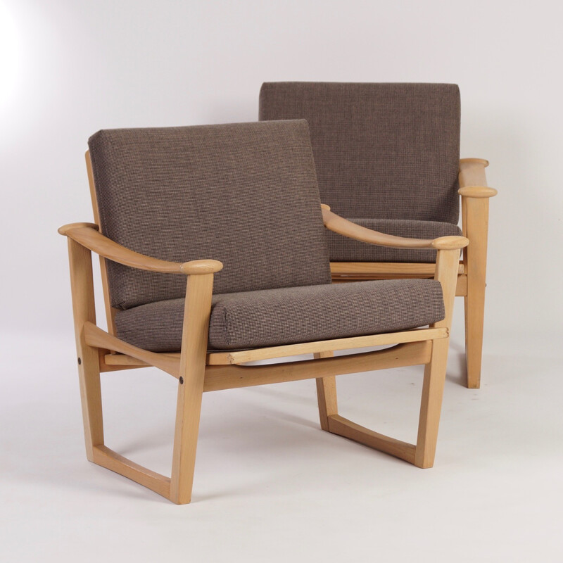 Fauteuil danois en hêtre et tissu par M. Nissen pour Horsens - 1960