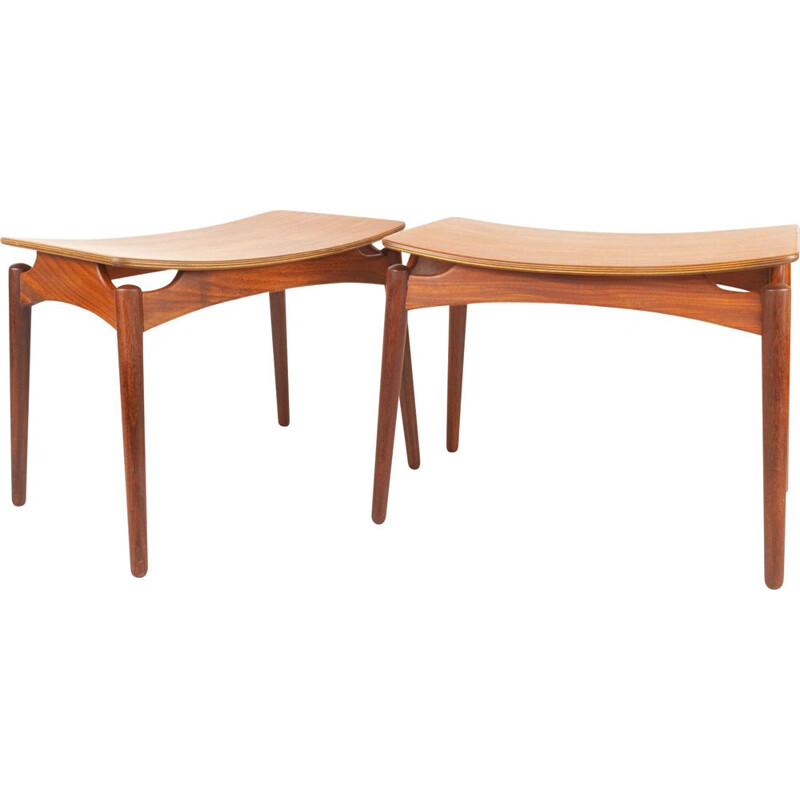 Coppia di sgabelli vintage in teak di Sigfred Omann per Ølholm Møbelfabrik, Danimarca 1950