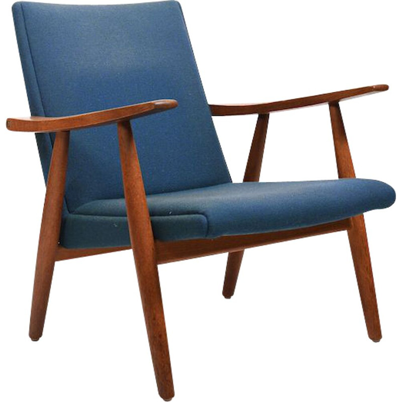 Vintage Ge-260 armchair in oakwood by Hans J. Wegner for Getama, Denmark 1950s