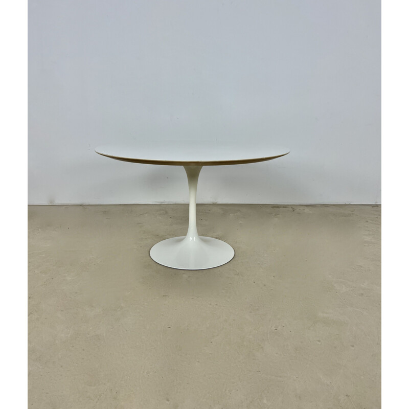 Mesa auxiliar vintage de Eero Saarinen para Knoll International, 1960