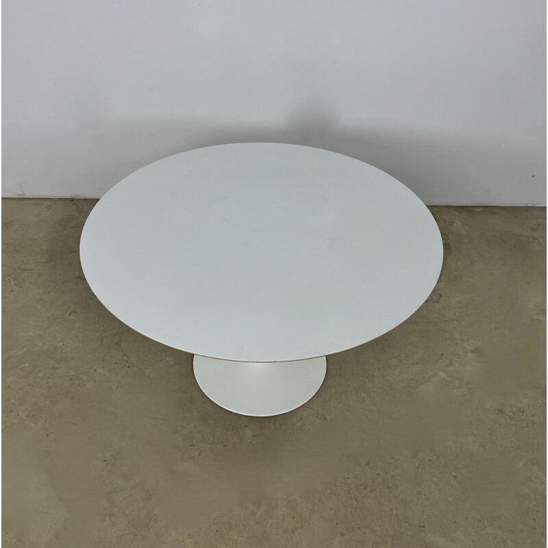 Mesa auxiliar vintage de Eero Saarinen para Knoll International, 1960