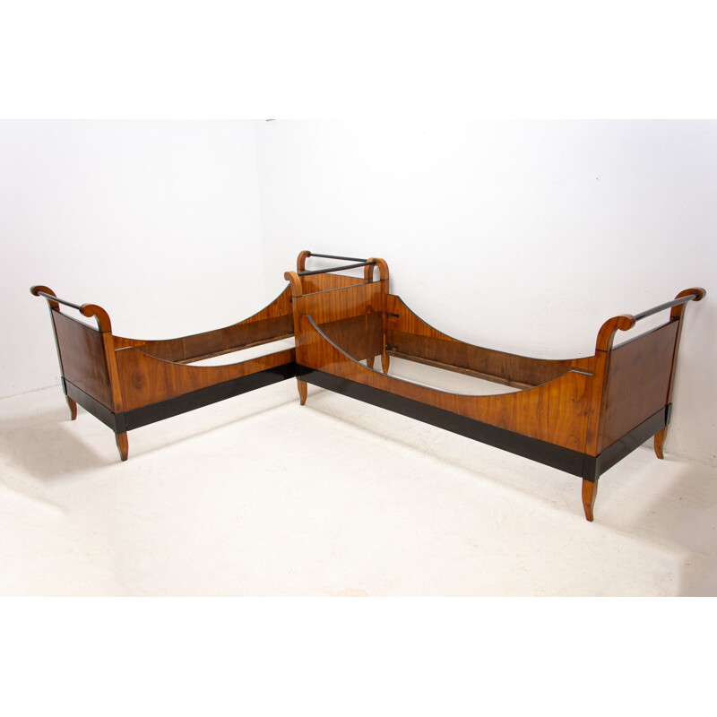 Letto matrimoniale Biedermeier d'epoca, Austria-Ungheria 1830