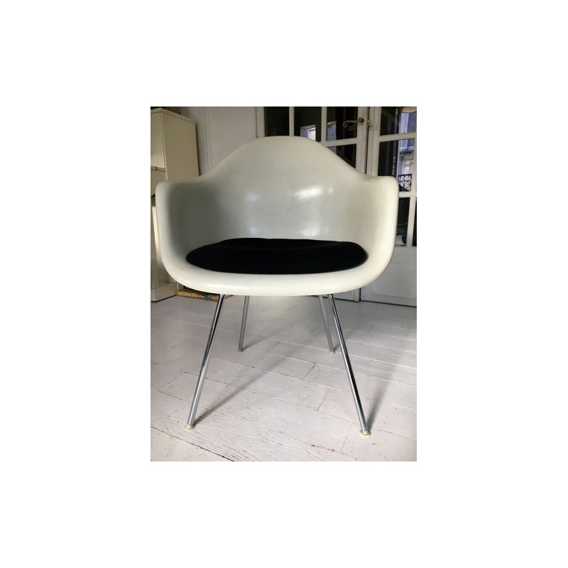 Vintage Dax fiberglass armchair by Charles & Ray Eames