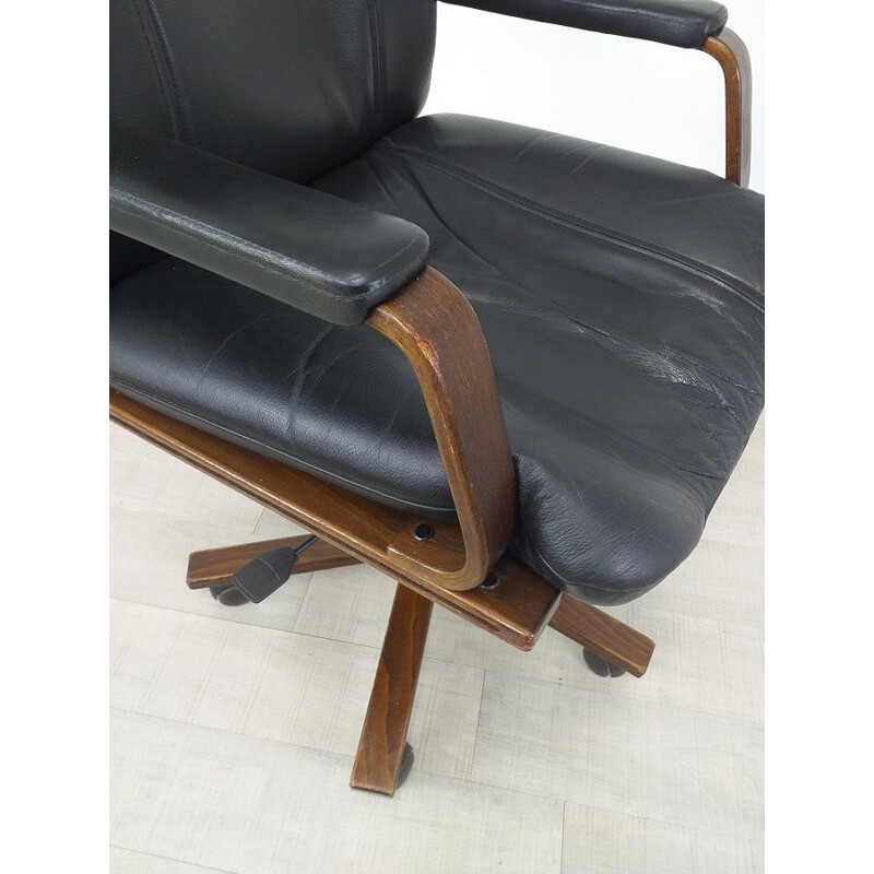 Fauteuil de bureau scandinave vintage en cuir et bois, 1970