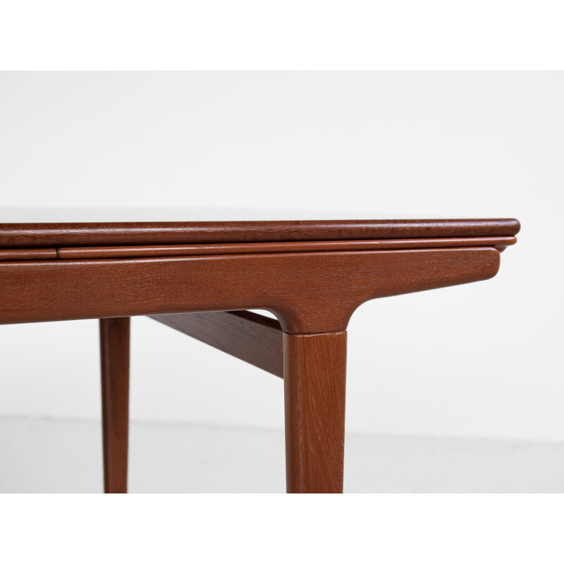 Mid century Danish extendable dining table in teak by Johannes Andersen, 1960s