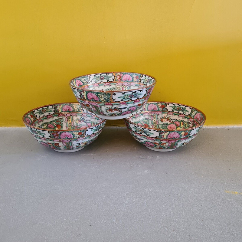 Ensemble de 3 bols médaillon vintage en porcelain, Chine 1960