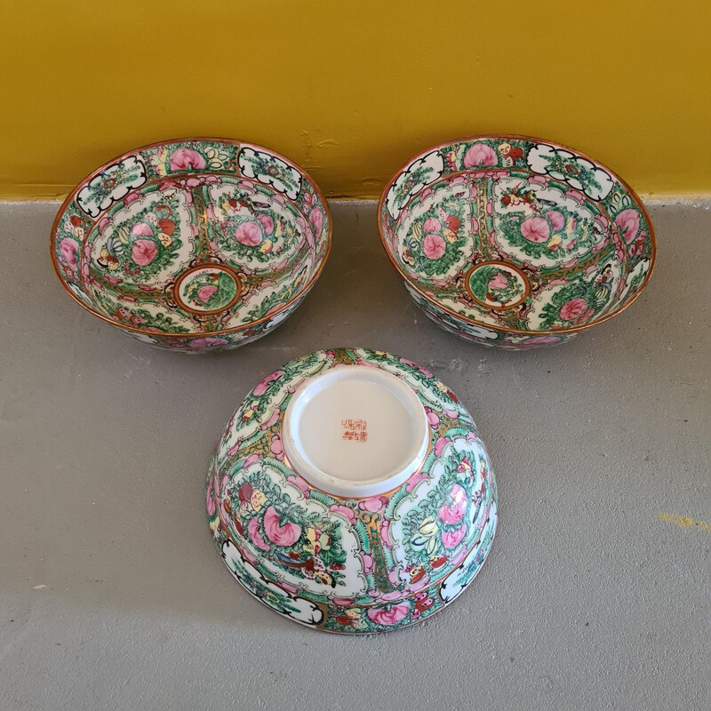 Conjunto de 3 taças de medalhões de porcelana vintage, China 1960