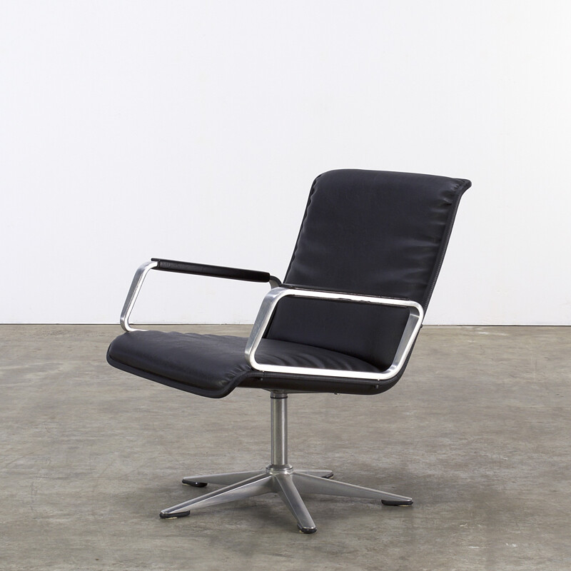 Wilkhahn "Delta" office chair in aluminum and black leatherette - 1970s