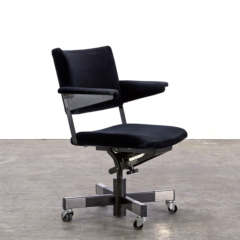 Gispen "1637" office chair in steel and black fabric, André CORDEMEYER - 1960s