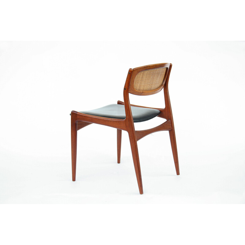 Set of 4 vintage teak chairs by Ib Kofod Larsen for Christian Linneberg, Denmark 1960s