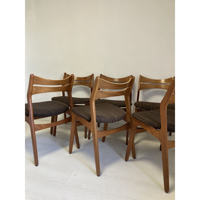 Set of 6 Scandinavian vintage chairs by Erik Buch
