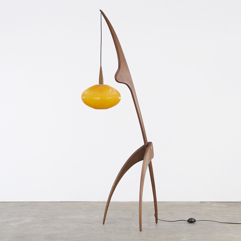 Rispal "Praying Mantis" floor lamp in walnut and acrylic glass, Jean RISPAL - 1950s