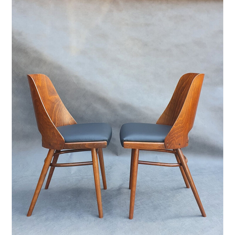 Set di 6 sedie vintage Ton514 in noce e pelle nera di Lubomir Hofman
