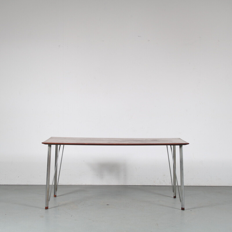 Vintage dining table by Arne Jacobsen for Fritz Hansen, Denmark 1950