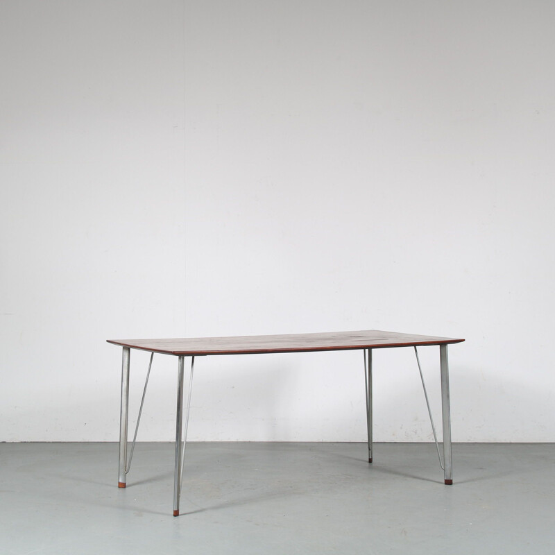 Vintage dining table by Arne Jacobsen for Fritz Hansen, Denmark 1950