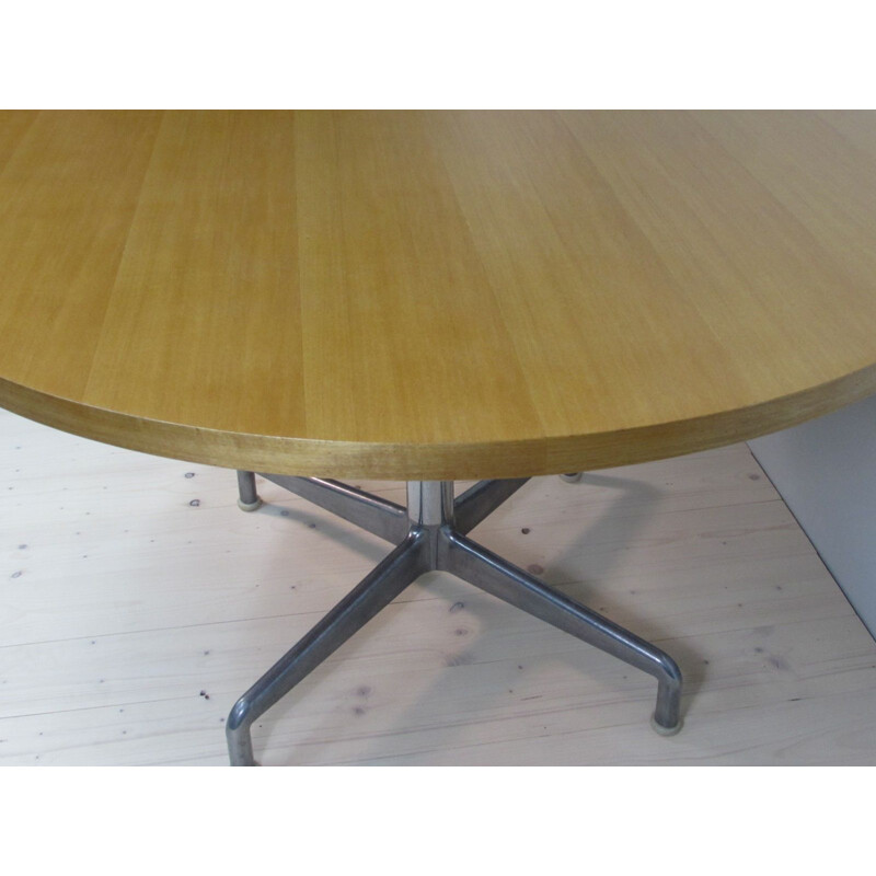 Vintage beechwood table by Giancarlo Piretti for Castelli