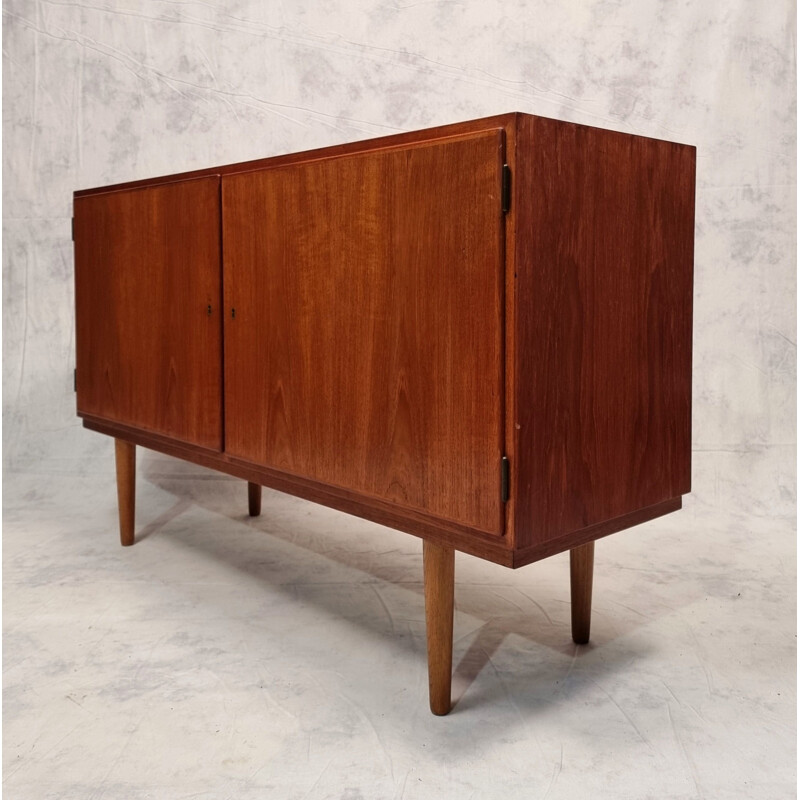 Scandinavian vintage sideboard by Carlo Jensen for Hundevad & Co, 1960