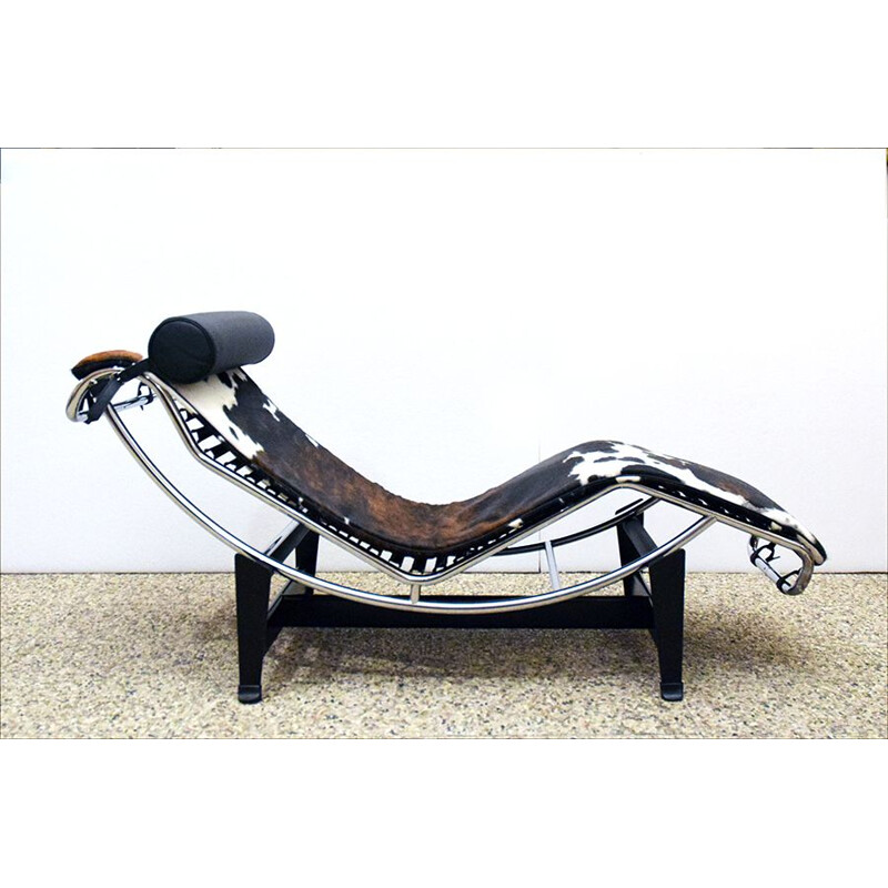 Vintage Lc4 lounge chair by Le Corbusier for Cassina, 1970s