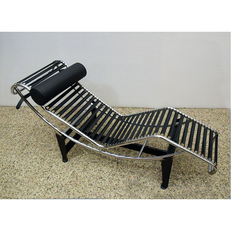 Vintage Lc4 lounge chair by Le Corbusier for Cassina, 1970s