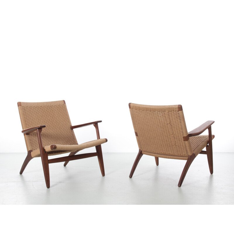 Pair of vintage Scandinavian Ch25 armchairs by Hans Wegner for Carl Hansen, 1966