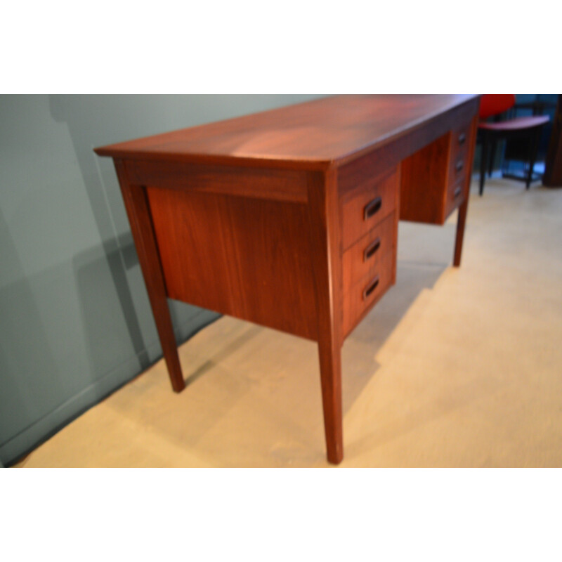 Scandinavian desk in teak with 6 drawers - 1960s