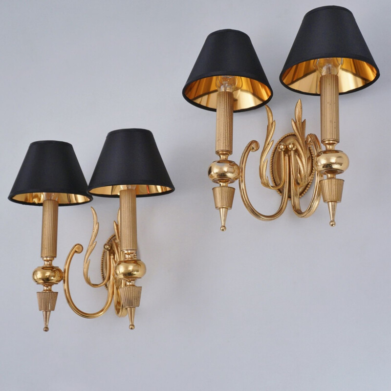 Pair of vintage Italian Sciolari wall lamps in gilt brass Neoclassical, 1970s