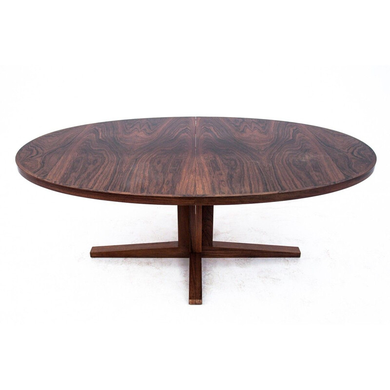 Rosewood vintage oval dining table by John Mortensen for Heltborg Møbler, 1960s