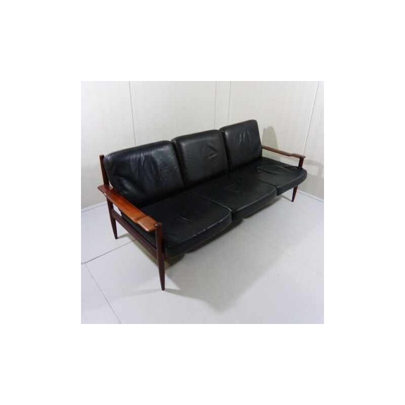 Scandinavian sofa in rosewood and leather - 1960s