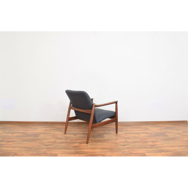 Mid-century Polish armchair by Edmund Homa for Gościcińska Fabryka Mebli, 1960s