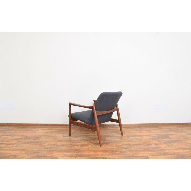 Mid-century Polish armchair by Edmund Homa for Gościcińska Fabryka Mebli, 1960s