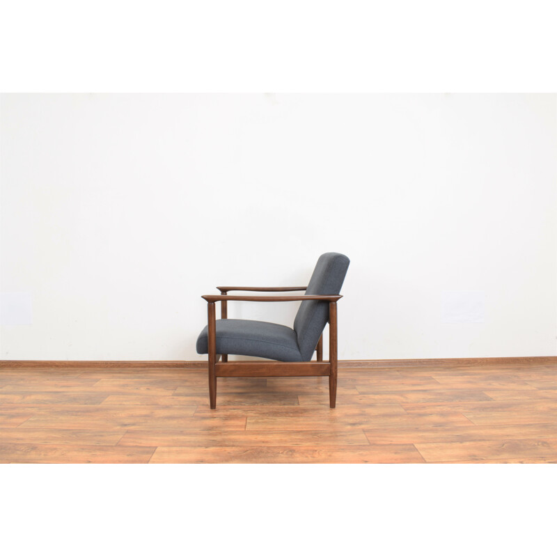 Mid-century Polish armchair by Edmund Homa for Gościcińska Fabryka Mebli, 1960s