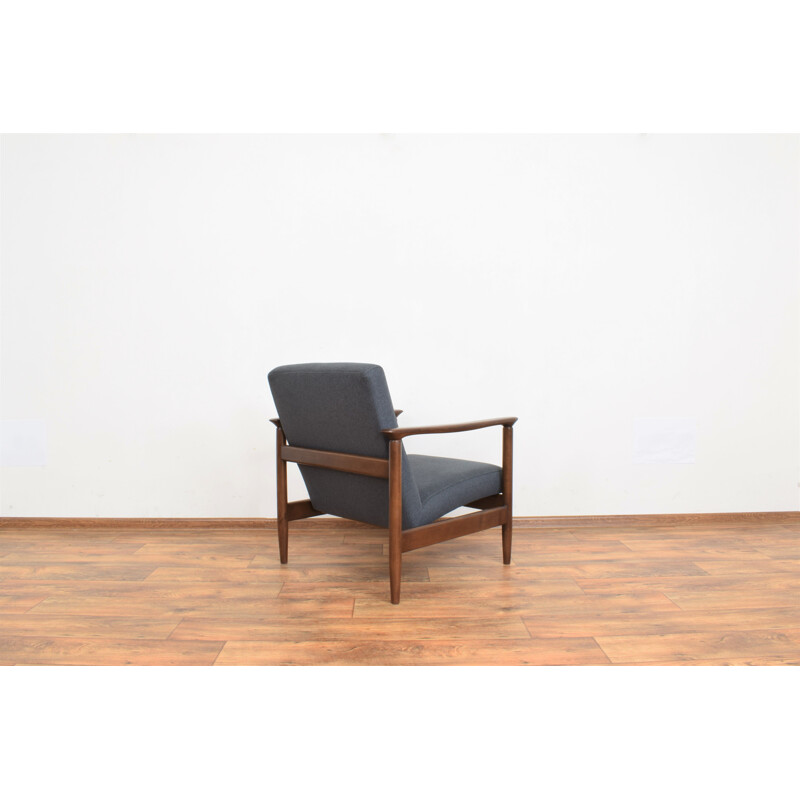 Mid-century Polish armchair by Edmund Homa for Gościcińska Fabryka Mebli, 1960s