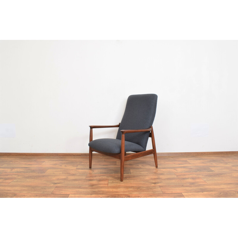 Mid-century Polish armchair by Edmund Homa for Gościcińska Fabryka Mebli, 1960s