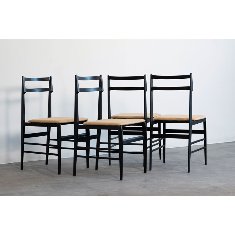 Set of 4 vintage wooden chairs by Guglielmo Ulrich for Saffa, 1960s