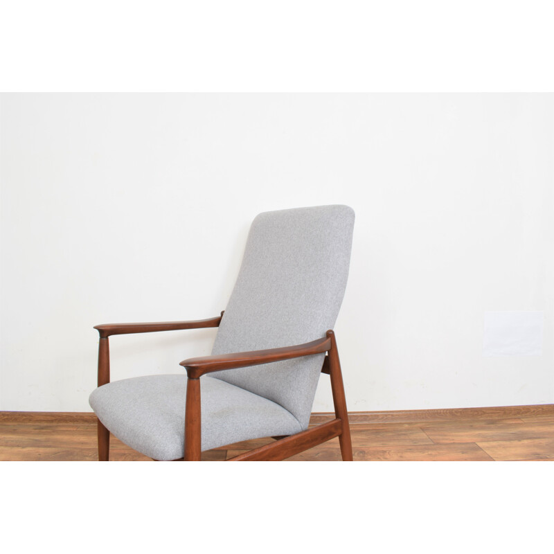 Mid-century Polish armchair by Edmund Homa for Gościcińska Fabryka Mebli, 1960s