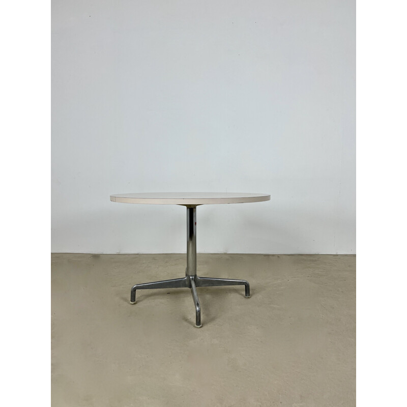 Vintage white table by Charles&Ray Eames for Icf, 1970