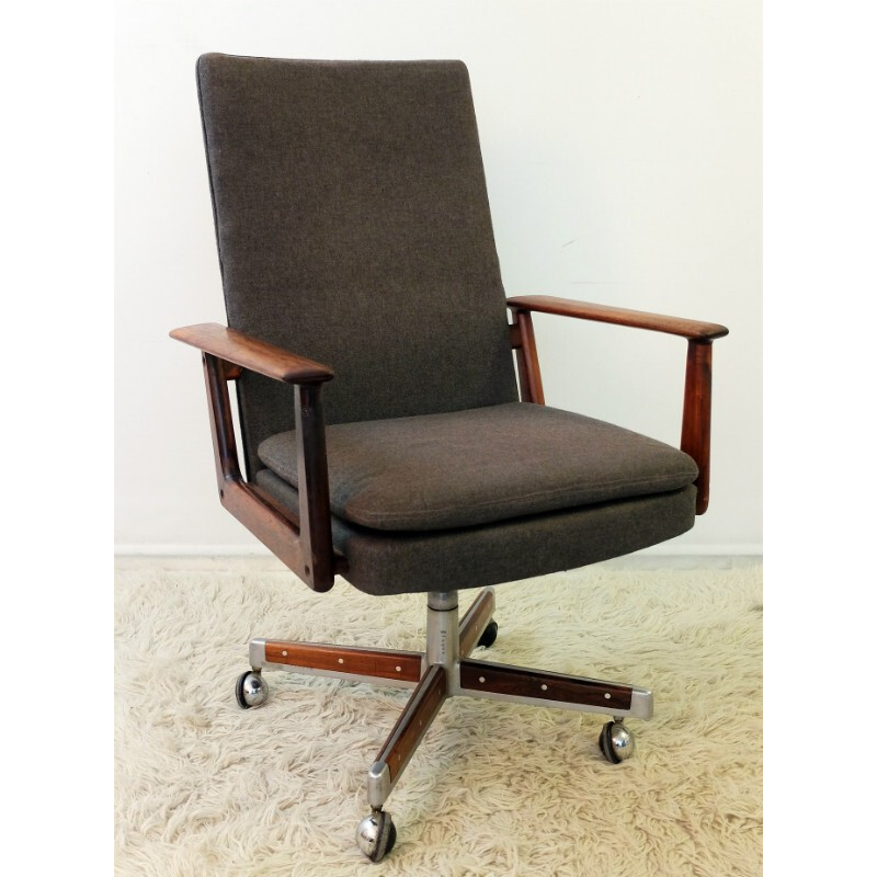 Scandinavian office chair in rosewood, Arne VODDER - 1960s