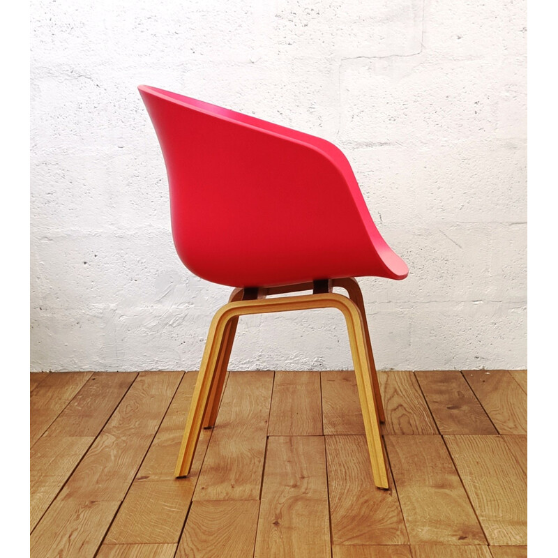 Vintage Stuhl aus Kunststoff und Holz von Hay