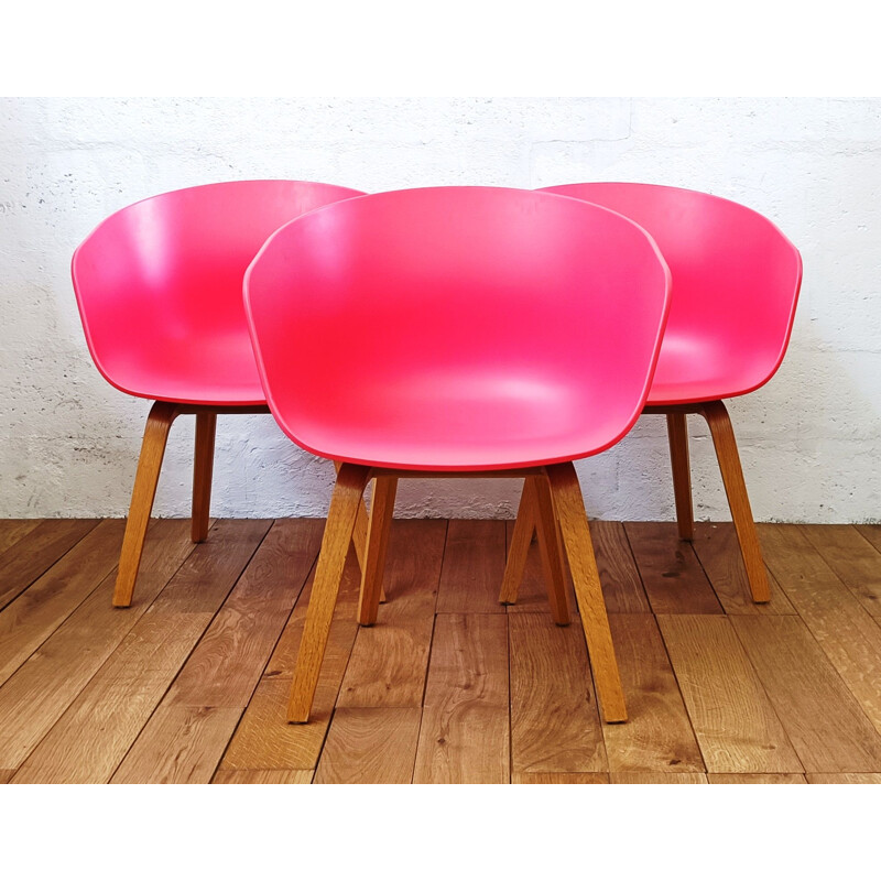 Chaise vintage en plastique et bois par Hay