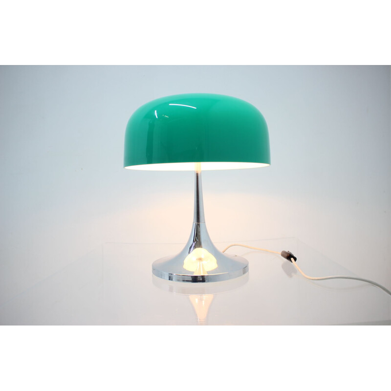 Mid century green table lamp by Harvey Guzzini for Medusa Meblo, Italy 1970s