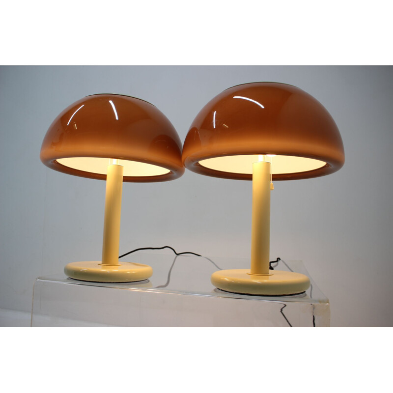 Paire de lampes de table vintage Mushroom par Harvey Guzzini, Italie 1960