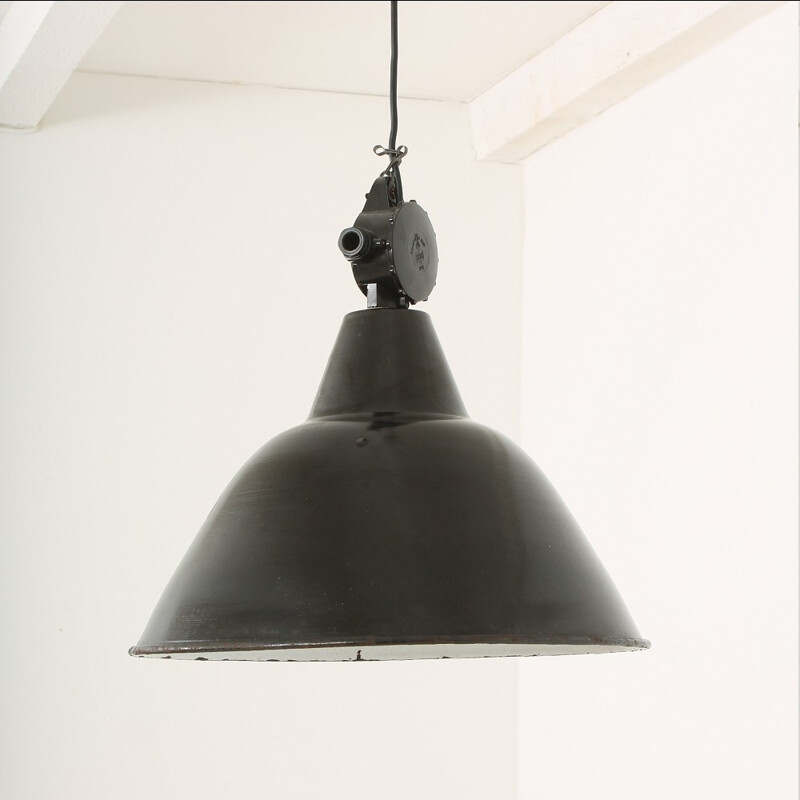 Enameled Industrial pendant lamp - 1930s